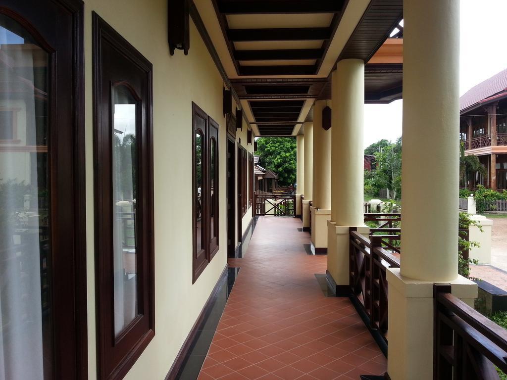 Pon Arena Hotel Muang Không Extérieur photo