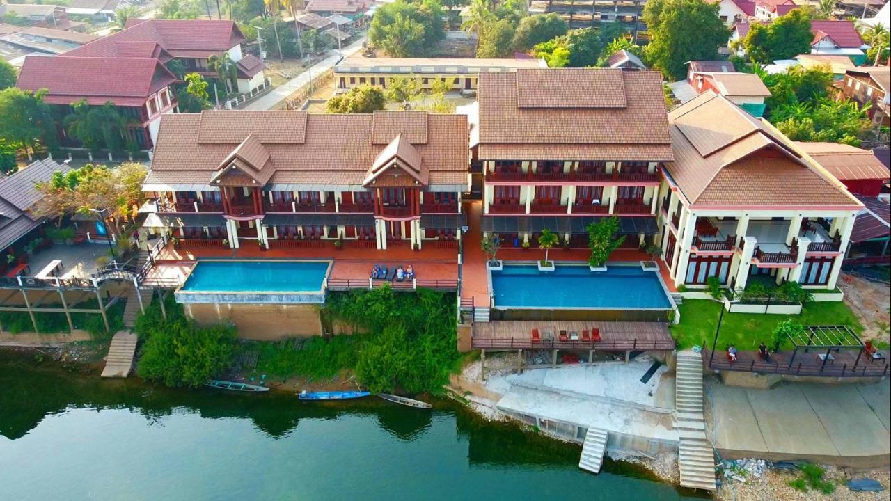 Pon Arena Hotel Muang Không Extérieur photo