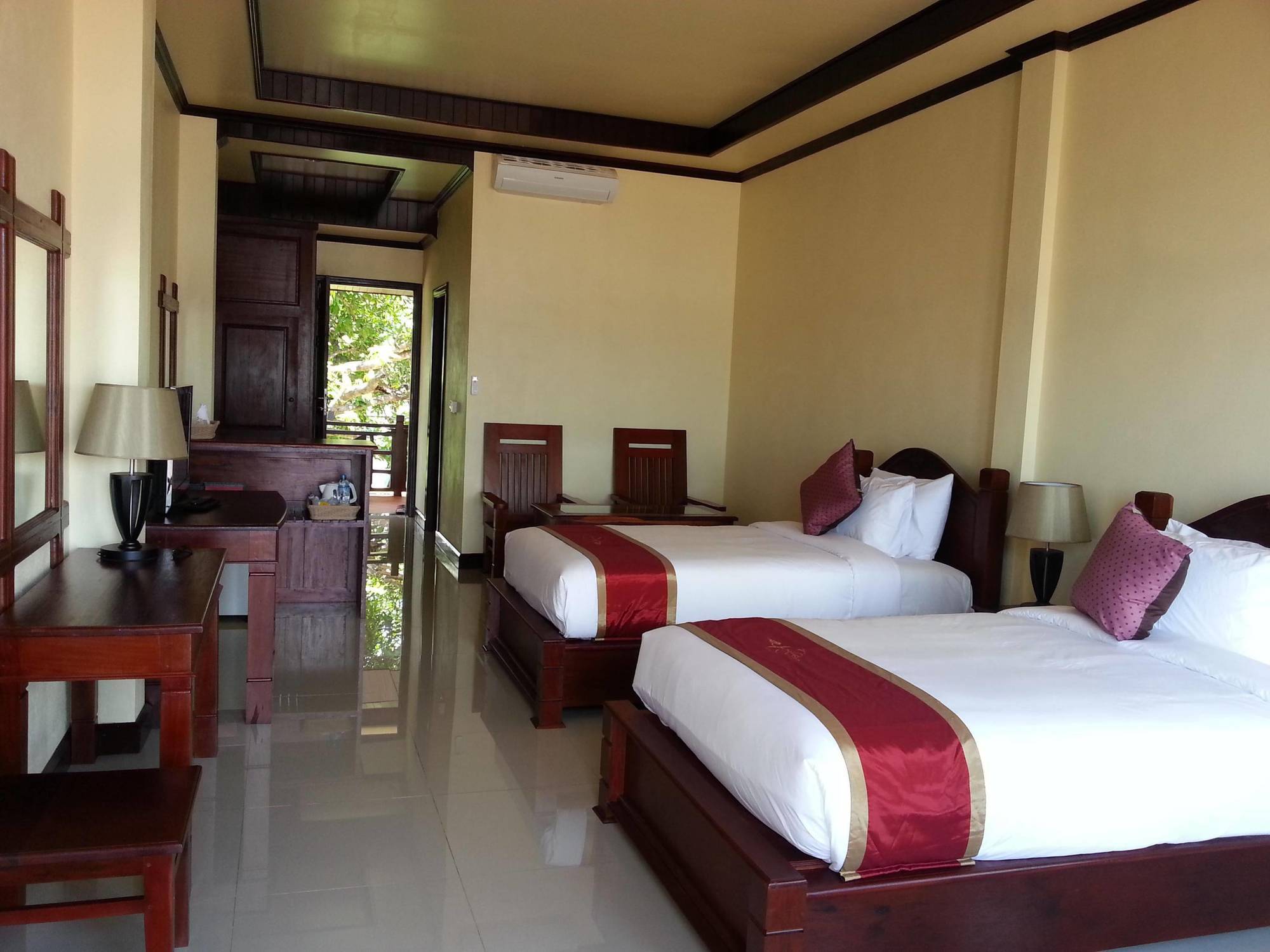 Pon Arena Hotel Muang Không Extérieur photo