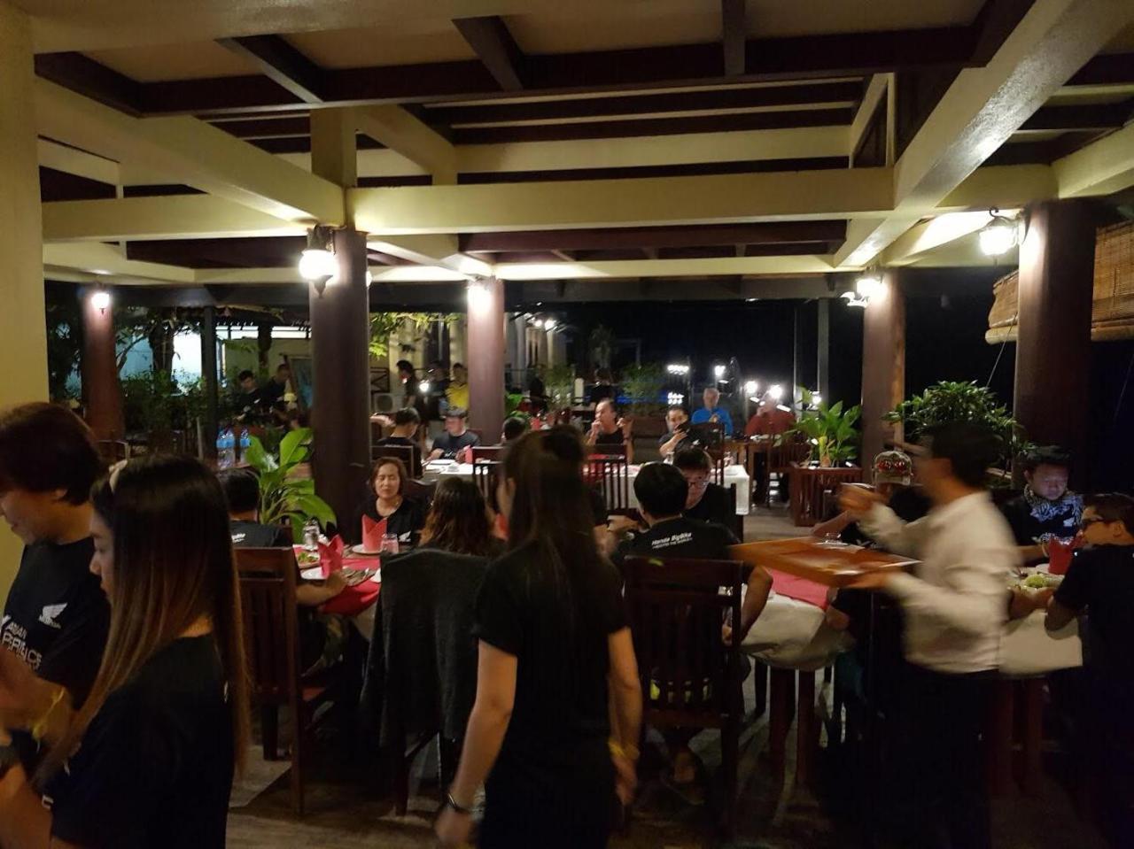 Pon Arena Hotel Muang Không Extérieur photo